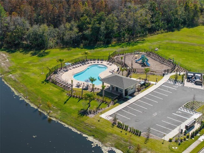 Building Photo - 5670 Nispero Wy