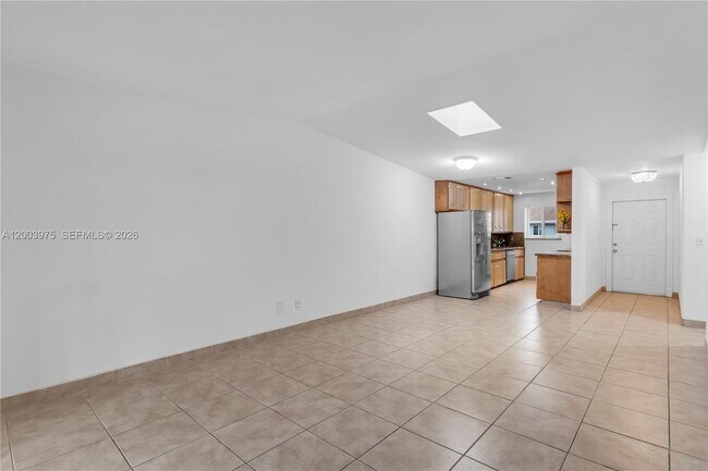 Building Photo - 5655 SW 139th Pl