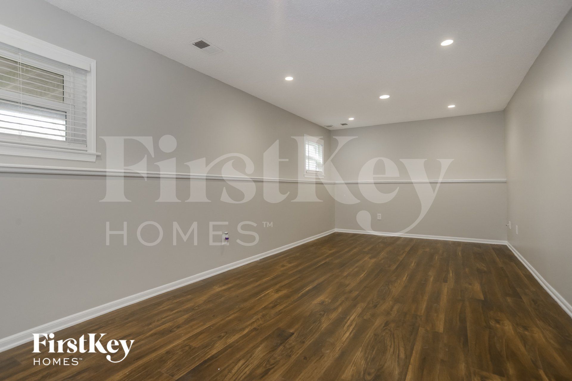 Building Photo - 8530 Alden Ln