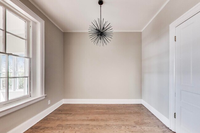 Building Photo - 1429 W. Grand(AKA 1117 Hoyne)