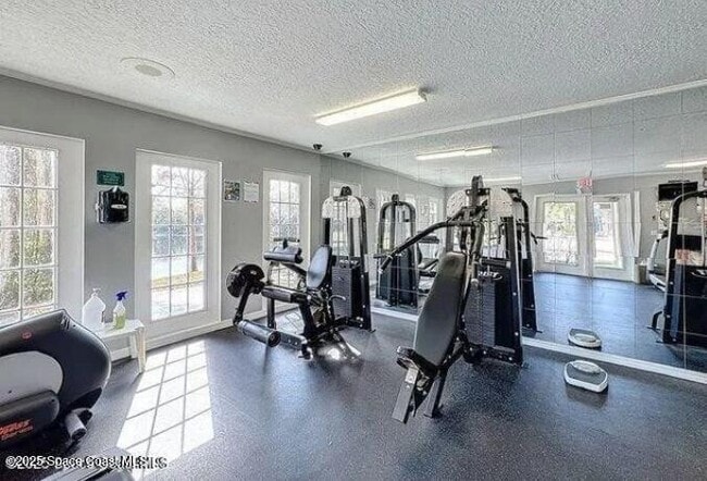 Building Photo - 7667 N Wickham Rd