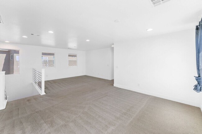 Building Photo - Modern Living in a Newer North Las Vegas Community!