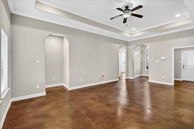 Building Photo - 7237 Lake Tranquility Dr