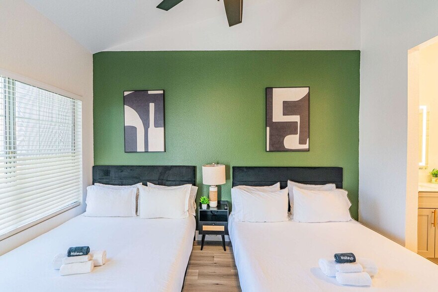 Building Photo - 7900 E Princess Dr
