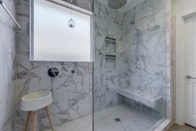 Building Photo - 4809 Rutherglen Dr