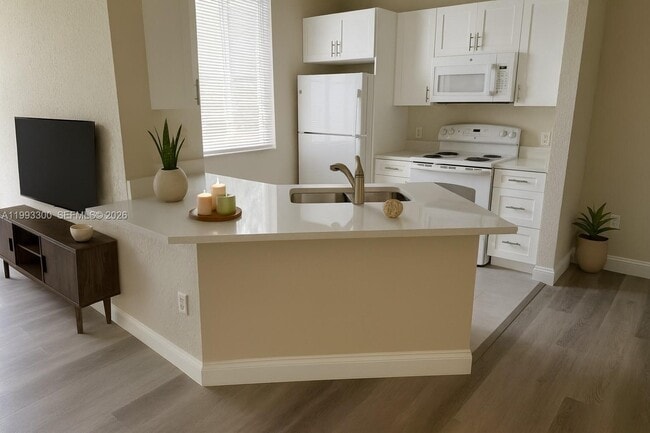 Building Photo - 11030 Legacy Dr