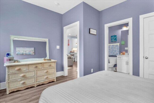 Building Photo - 302 Deer Trail