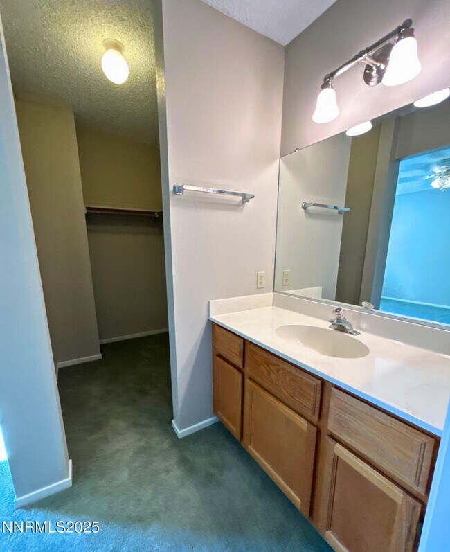 Building Photo - 5721 Royal Vista Way