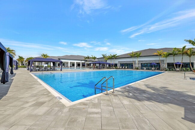 Building Photo - 12522 SW Emerald Estuary Ter