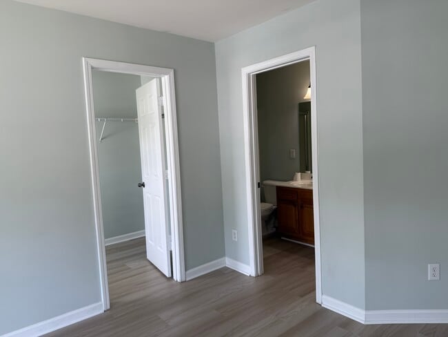 Building Photo - 5237 Meryton Park Way