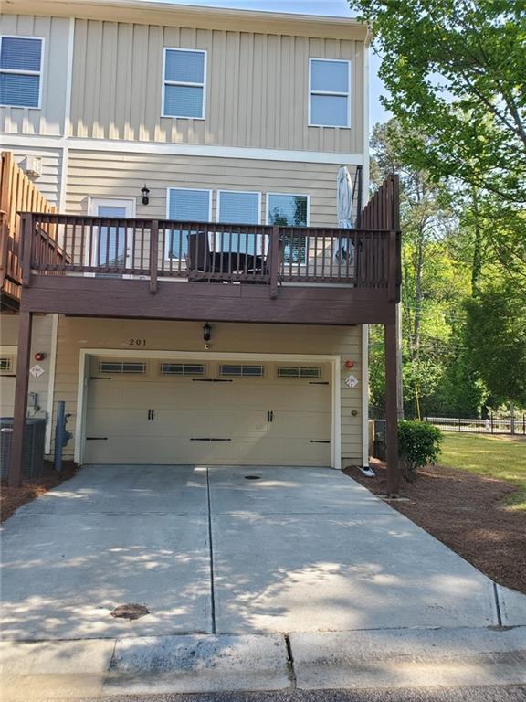 Building Photo - 201 Aventine Ln