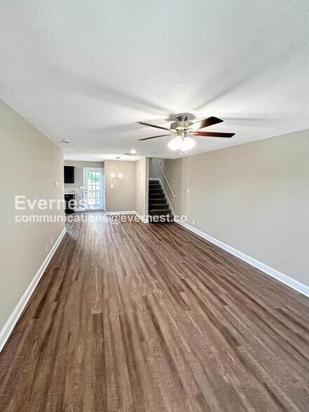 Building Photo - 1249 Cardinal Crk Dr