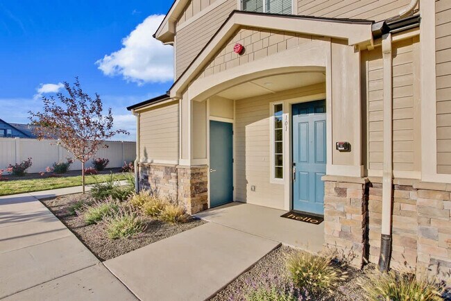 Building Photo - 17065 N Hounslow Wy