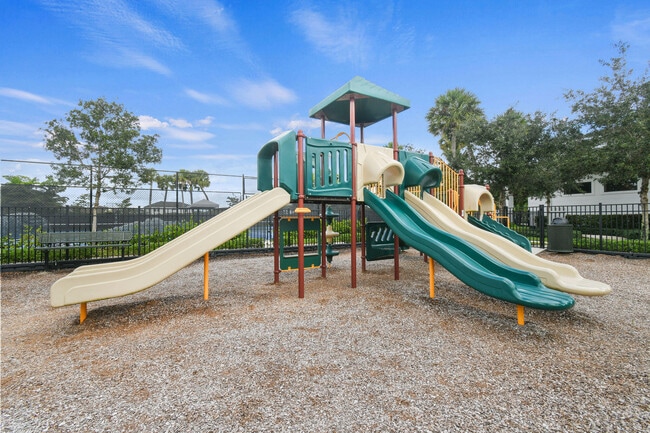 Building Photo - 3558 Haldin Pl