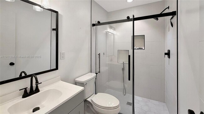 Building Photo - 7995 SW 140th Terrace