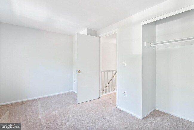 Building Photo - 31 Palmer Ct