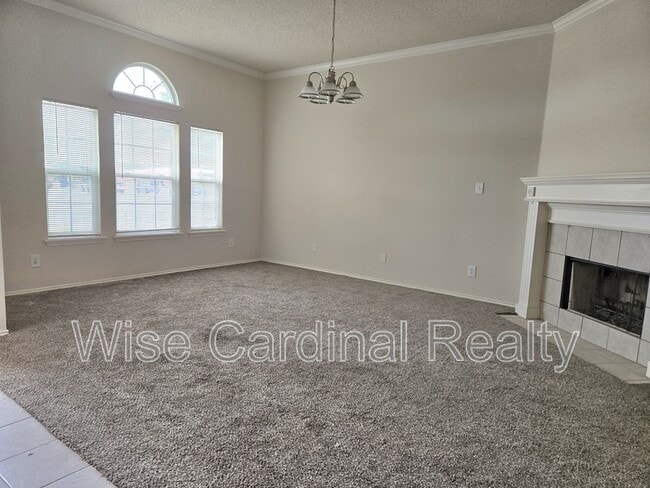 Building Photo - 5122 Aberdeen Ave