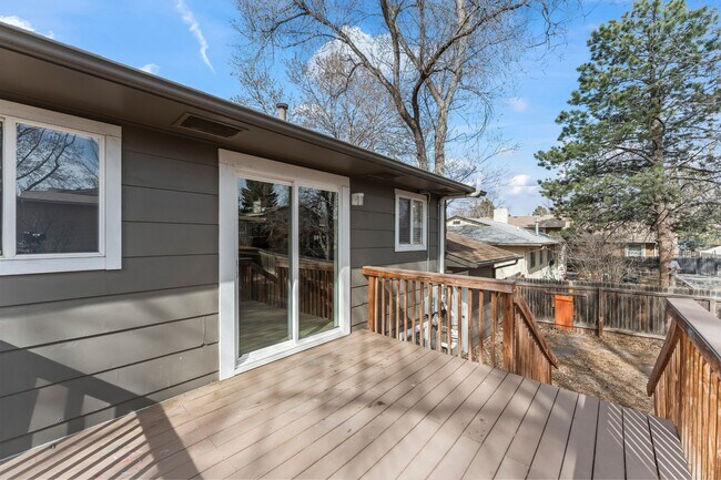 Building Photo - 4503 Bella Dr