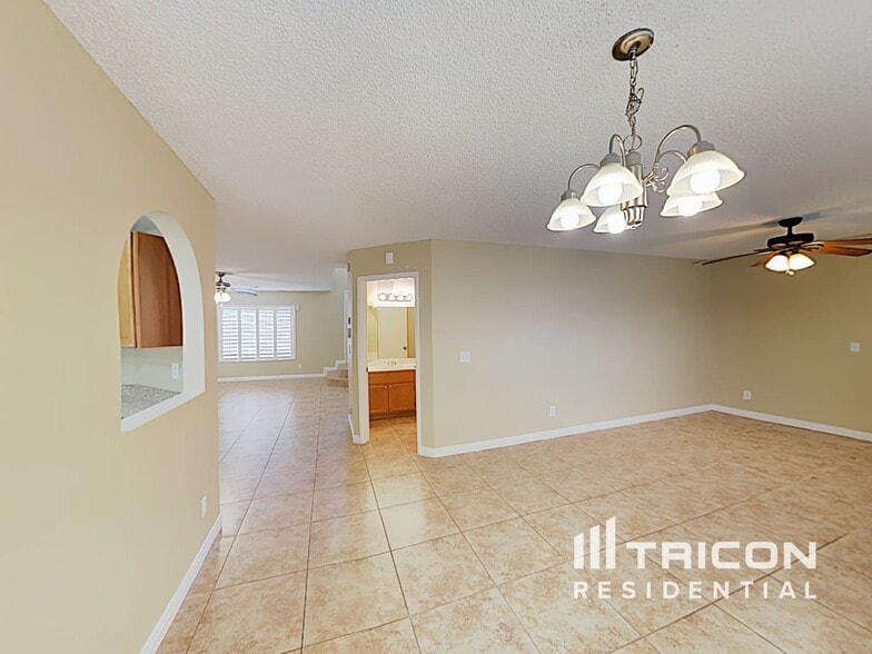 Building Photo - 1446 Lodgepole Dr