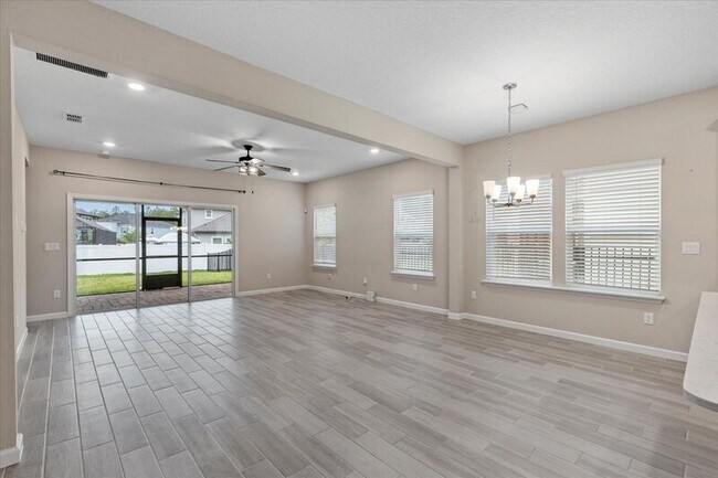 Building Photo - 1719 Amberly Dr