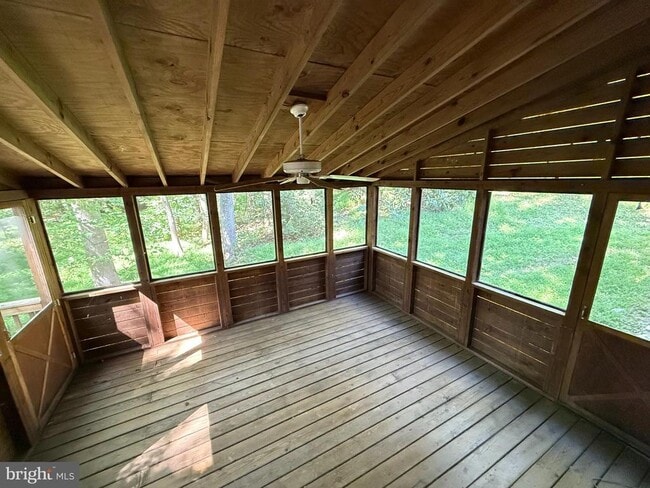 Building Photo - 100 Aquia Creek Rd