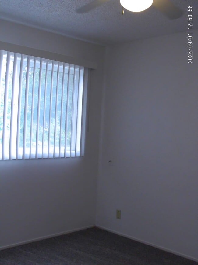 Building Photo - 970 Linda Ln
