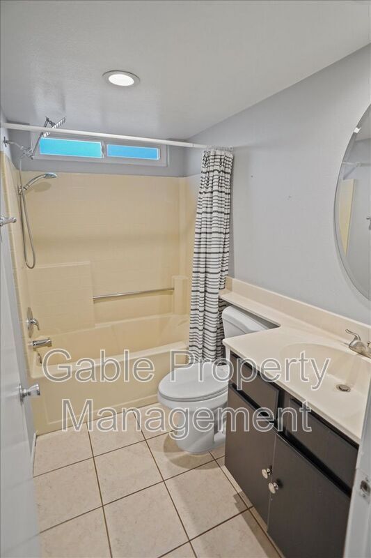 Building Photo - 22933 Banyan Pl