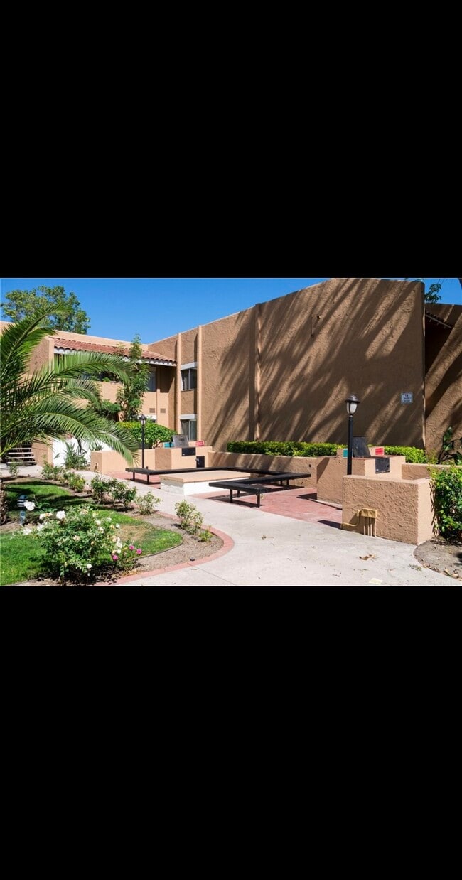 Building Photo - 1101 W MacArthur Blvd