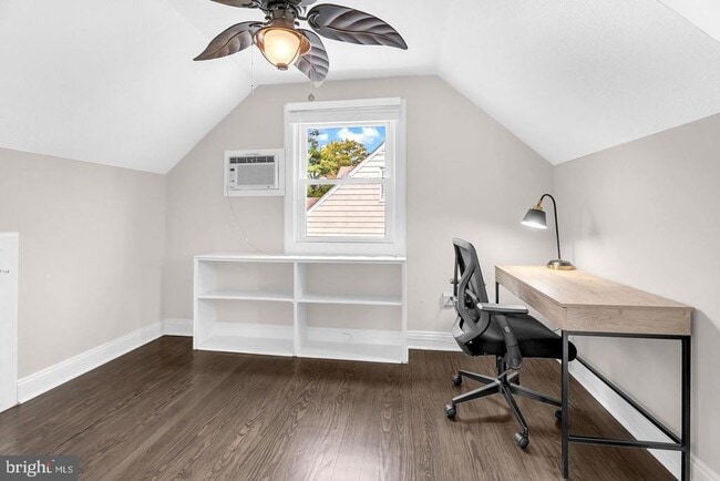 Building Photo - 6604 Cavalier Dr