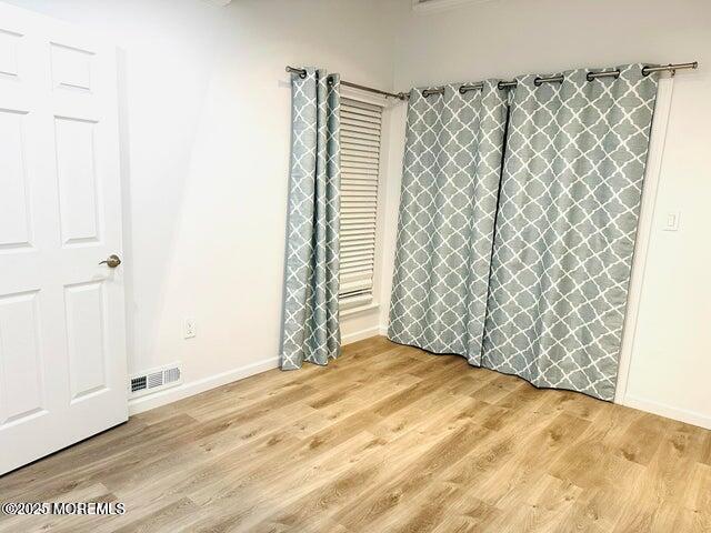 Building Photo - 16 Gerard Pl