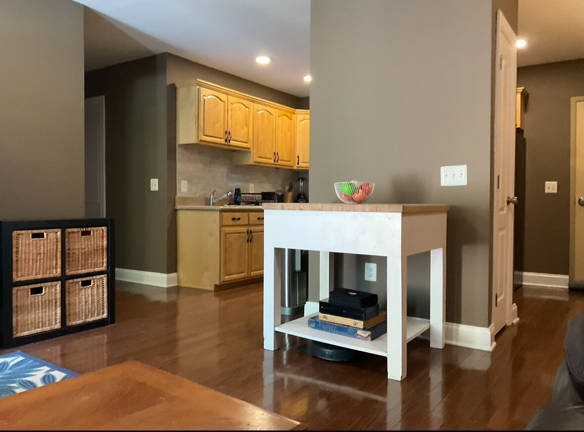Living Room - 100 West Ave