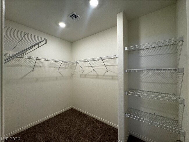 Building Photo - 9250 Innot Ave