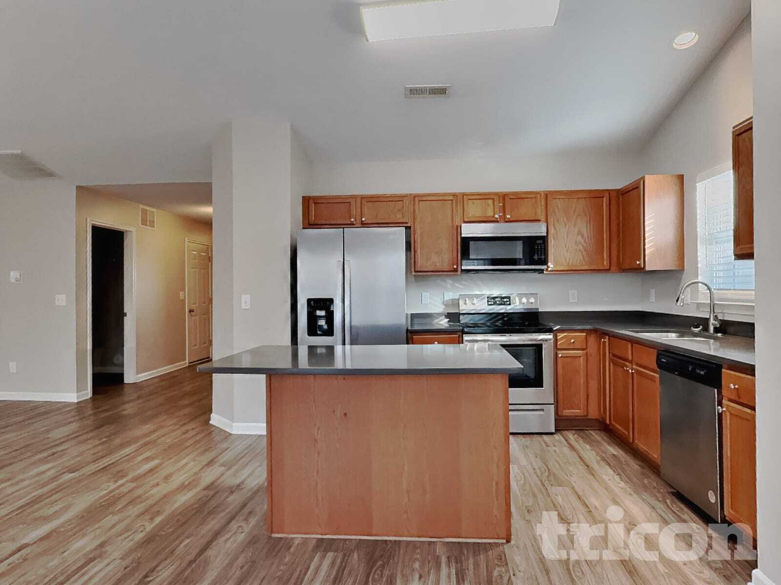 Building Photo - 3216 Laurenfields Way