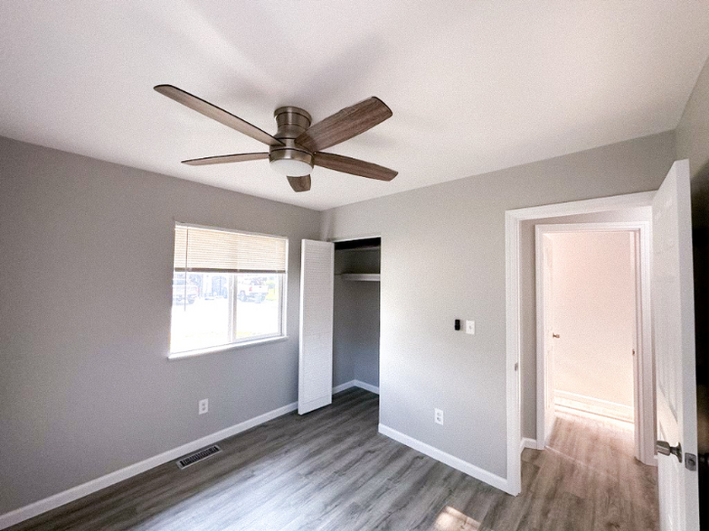 Building Photo - 35381 Dern Dr