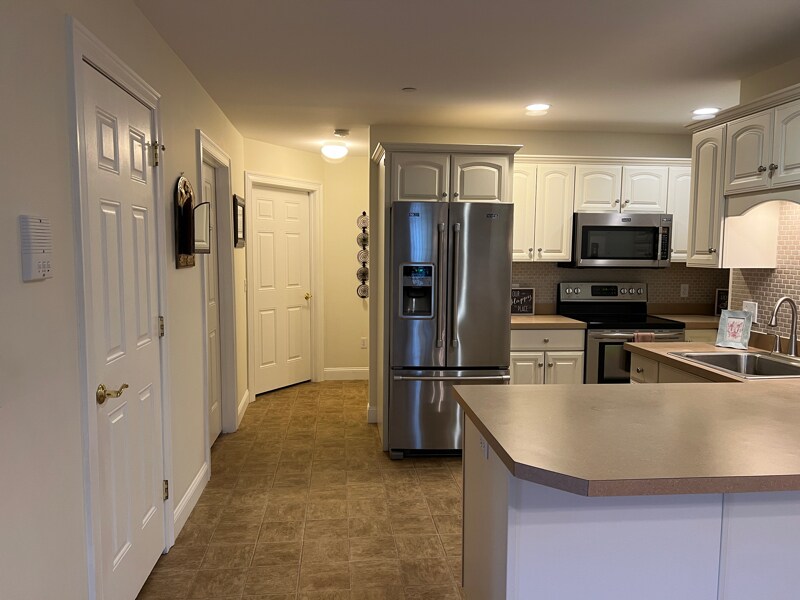 Building Photo - 345 Saco St