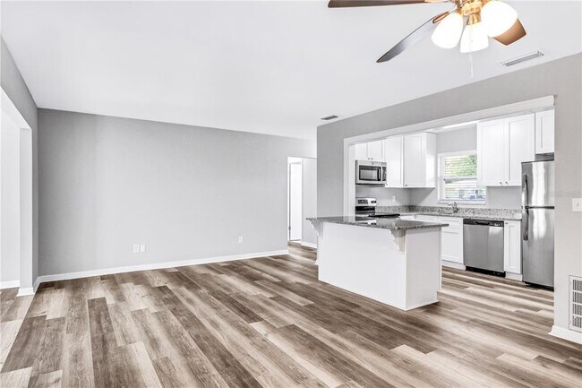 Building Photo - 4457 Chamber Ct