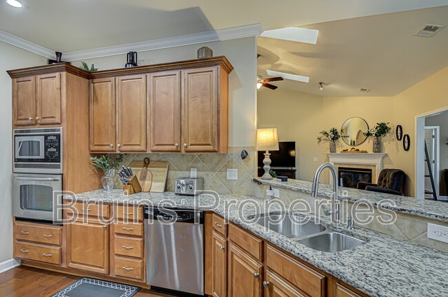 Building Photo - 4077 Cosway Ct