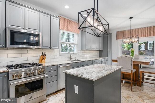 Building Photo - 20599 Quarterpath Trace Cir