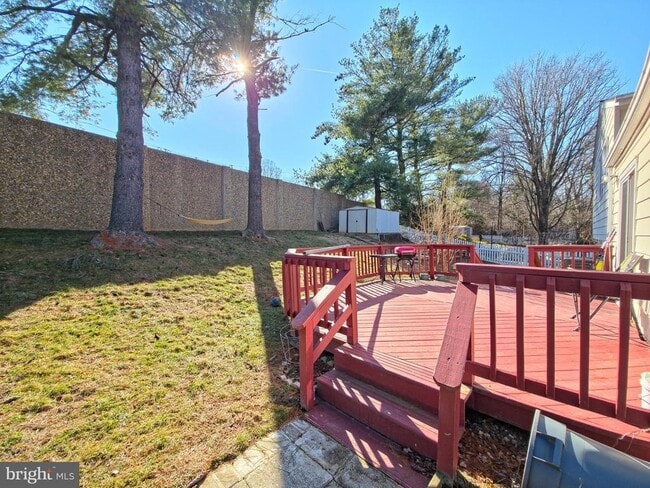 Building Photo - 200 Hardy Pl