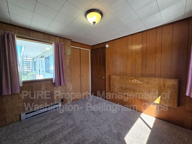 Building Photo - 7394 Birch Bay Dr