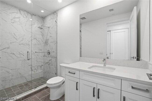 Building Photo - 4810 Pelican Colony Blvd