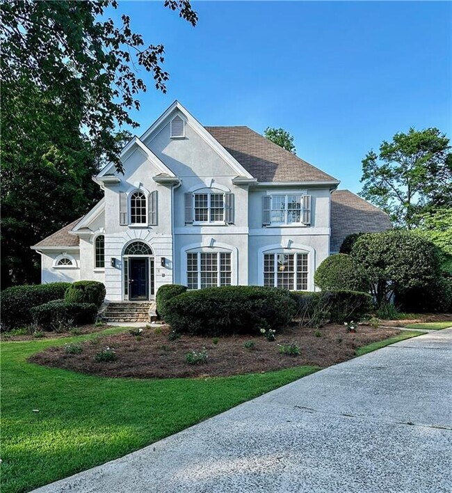 Building Photo - 2660 Coachmans Cir