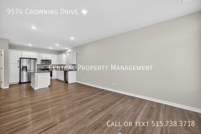 Building Photo - 9574 Crowning Dr