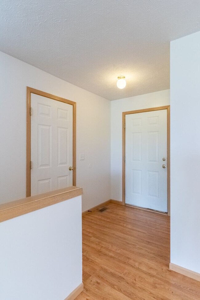 Building Photo - 7229 Whitewater Ln