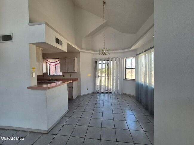 Building Photo - 12143 Noel Espinoza Cir