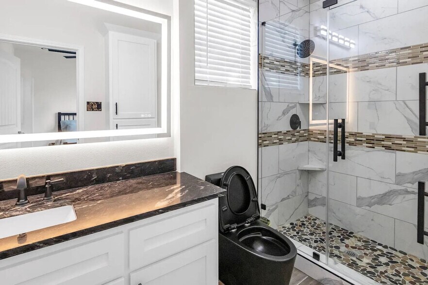 Building Photo - 3518 Dennis St