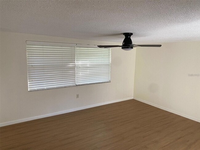 Building Photo - 7611 Summertree Ln