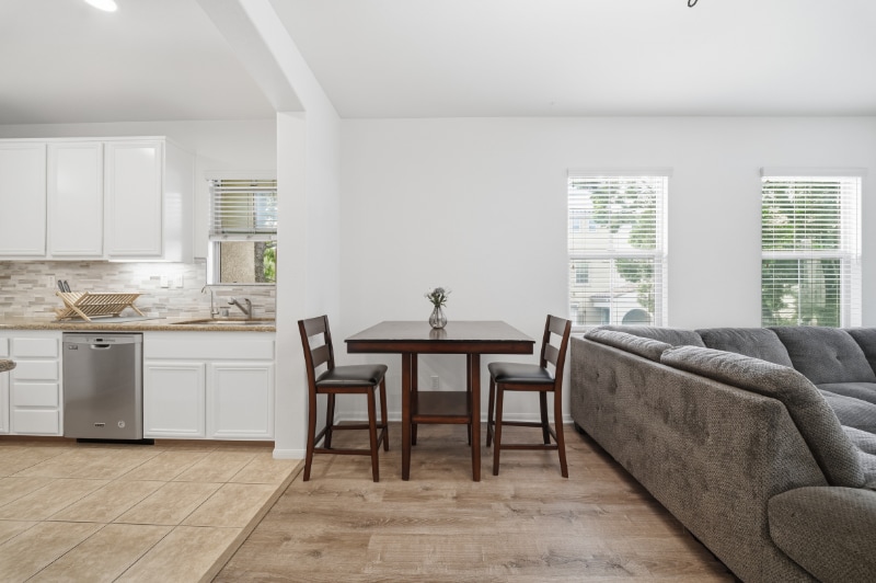 Building Photo - 1295 Blue Jean Way