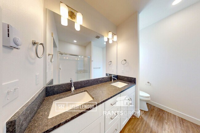 Building Photo - Brand New! Modern Home in Trestlewood – Wh...