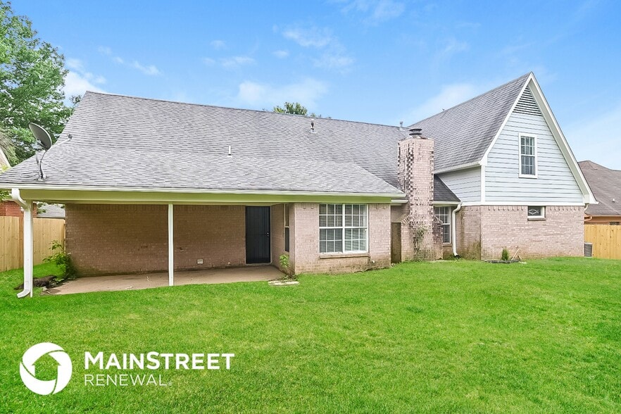 Building Photo - 6779 Dianna Dr